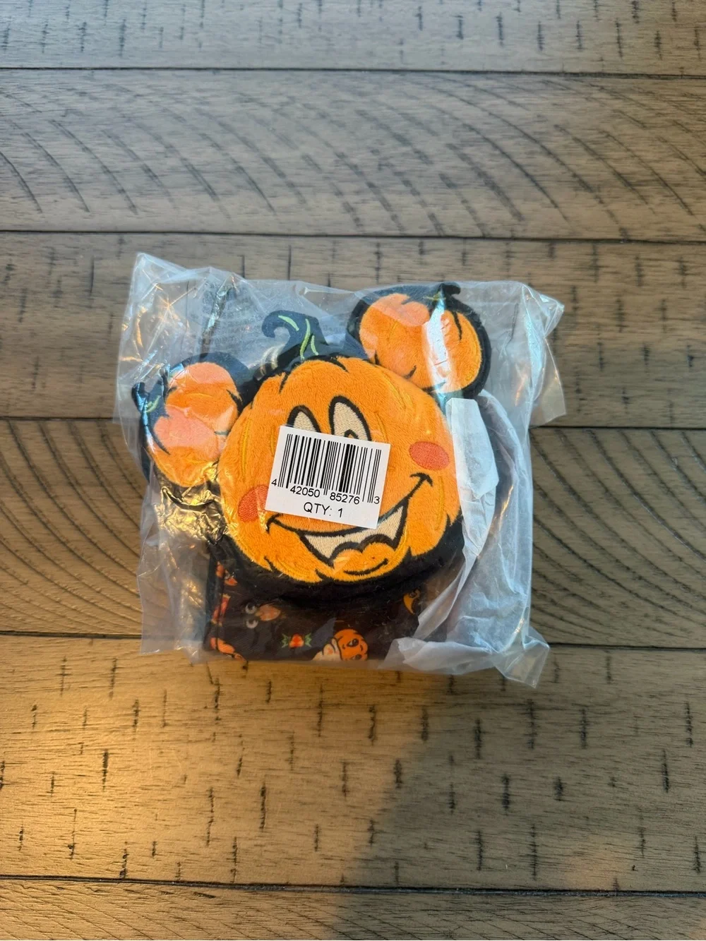 Mickey Mouse Halloween Wristlet Set